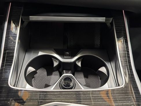 Certified 2023 BMW X7 xDrive40i w/ M Sport Package image 41