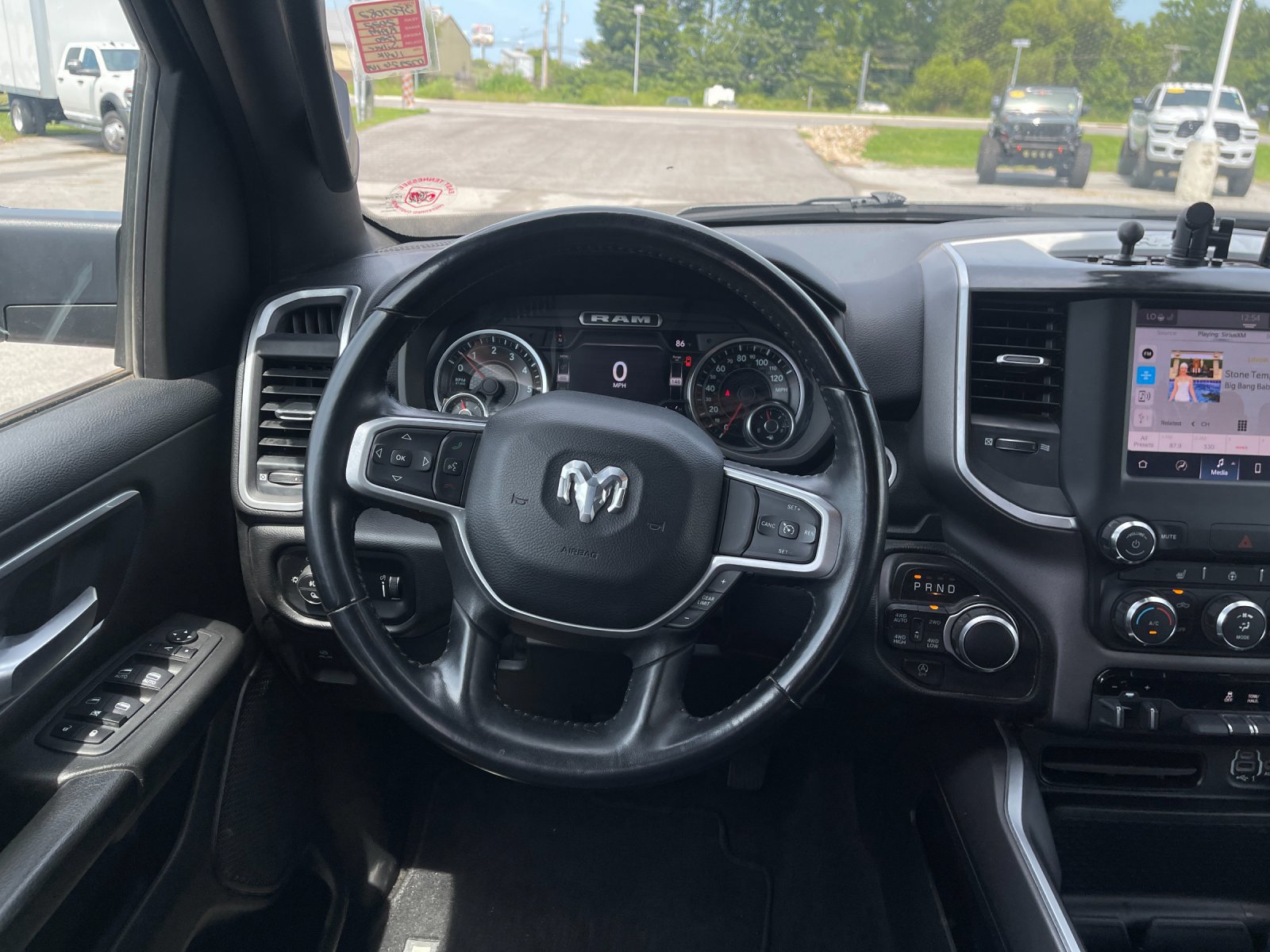 Used 2022 RAM 1500 Big Horn AWD/4WD image 16