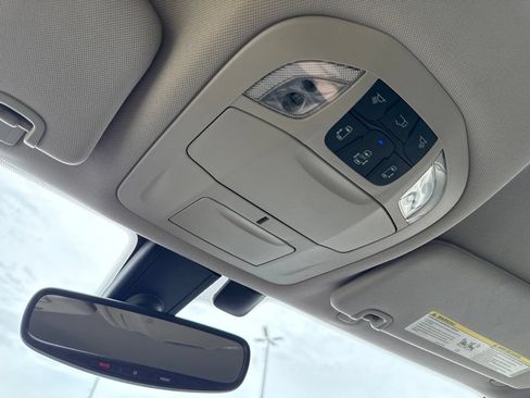 Used 2020 Chrysler Pacifica Touring-L Plus FWD image 44