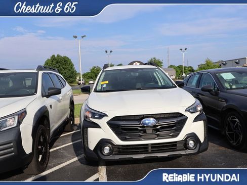 Used 2024 Subaru Outback Premium AWD/4WD image 6
