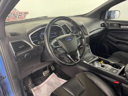 Used 2019 Ford Edge ST w/ Convenience Package AWD/4WD image 10