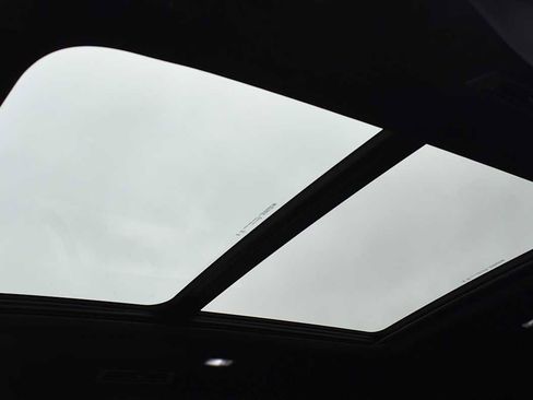 New 2026 Chevrolet Traverse RS image 13