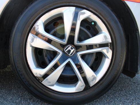 Used 2017 Honda Civic LX image 22