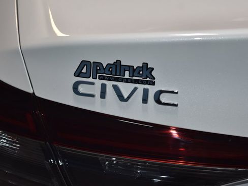 Used 2025 Honda Civic Sport Touring image 30