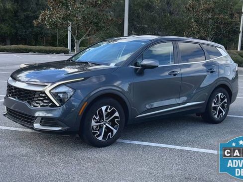 Used 2023 Kia Sportage EX image 4