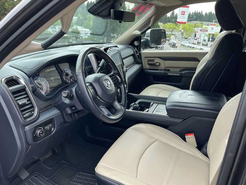 Used 2022 RAM 3500 Limited AWD/4WD image 11