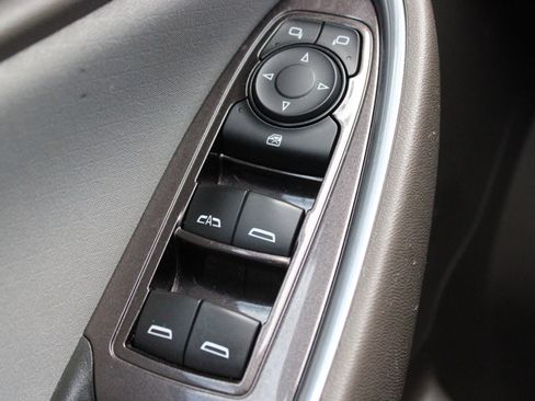 Used 2021 Chevrolet Malibu LT FWD image 20