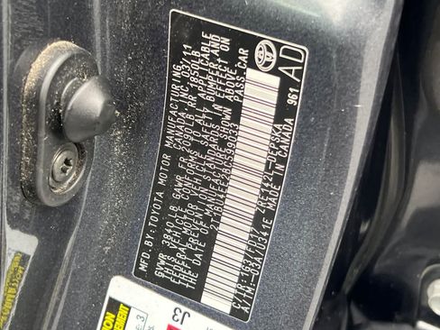 Used 2011 Toyota Corolla S image 30