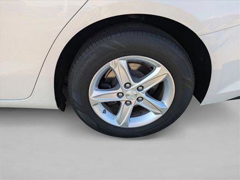 Used 2019 Chevrolet Malibu LS image 8