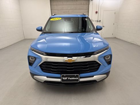 Used 2024 Chevrolet TrailBlazer LT w/ Convenience Package AWD/4WD image 8