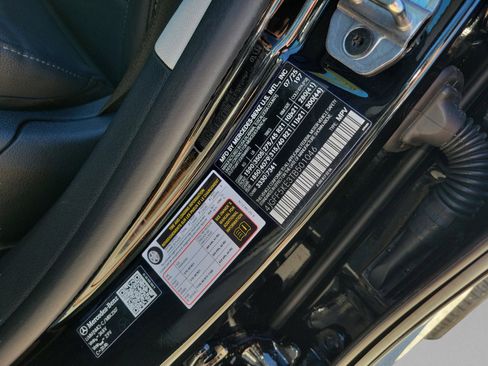 Certified 2026 Mercedes-Benz GLS 450 4MATIC image 37