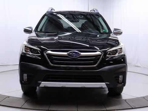 Used 2020 Subaru Outback Touring image 3