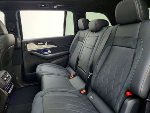 New 2026 Mercedes-Benz GLS 63 AMG 4MATIC image 18