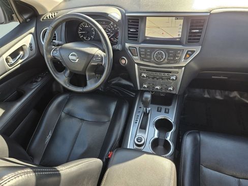 Used 2020 Nissan Pathfinder SL image 32