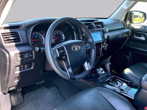Used 2019 Toyota 4Runner Limited AWD/4WD image 18