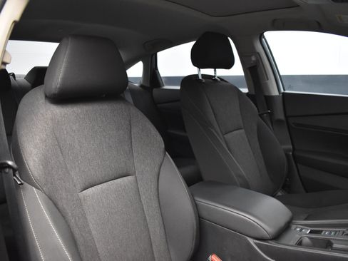 Used 2025 Honda Accord SE image 18