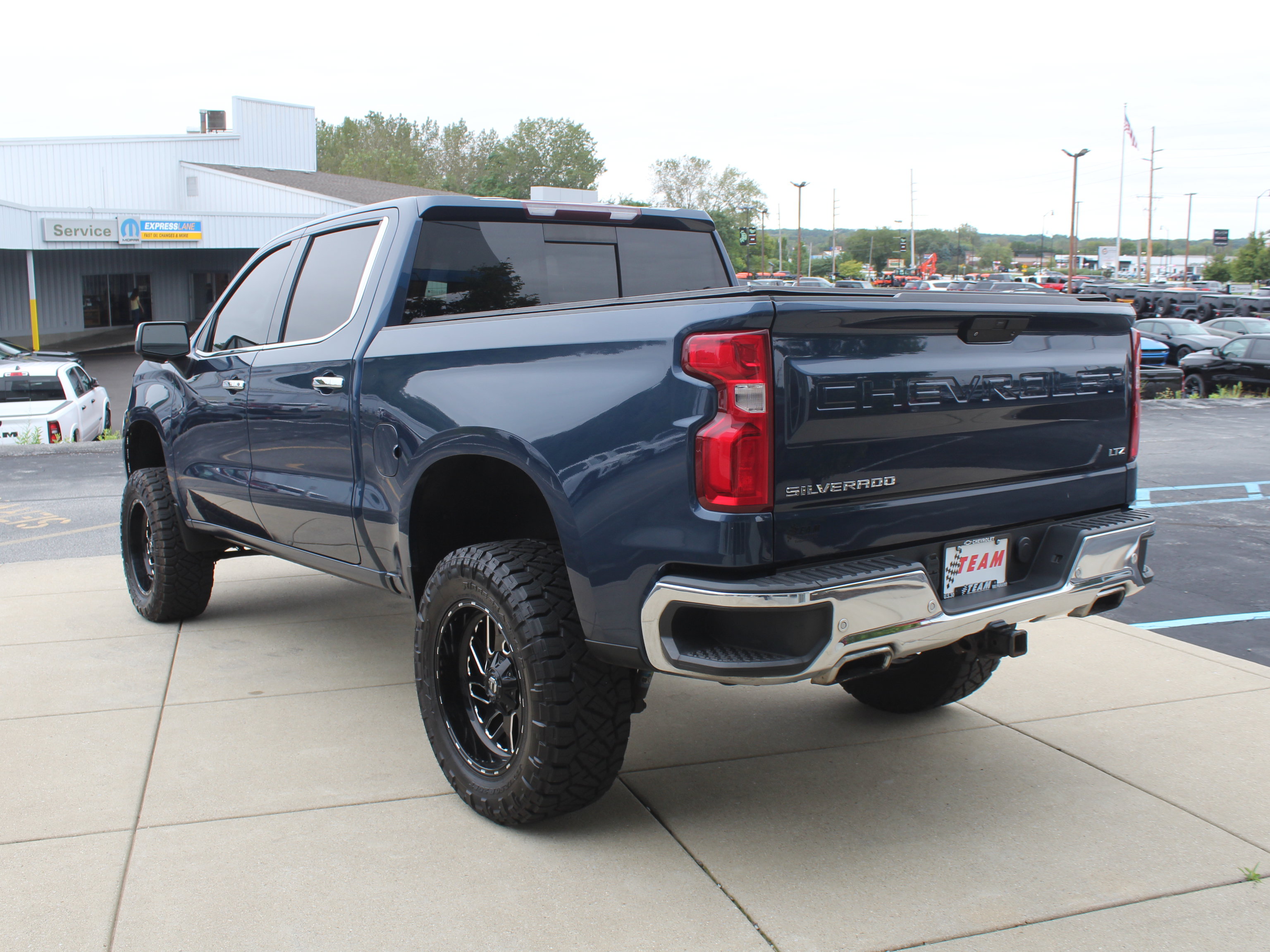 Used 2021 Chevrolet Silverado 1500 LTZ AWD/4WD image 8
