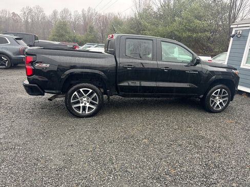 Used 2023 Chevrolet Colorado Z71 w/ Z71 Convenience Package 2 image 7