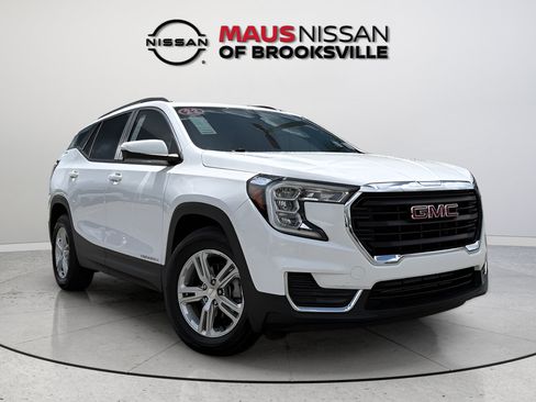 Used 2022 GMC Terrain SLE w/ Driver Convenience Package FWD image 1