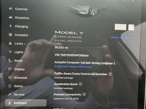 Used 2022 Tesla Model Y Long Range AWD/4WD image 17