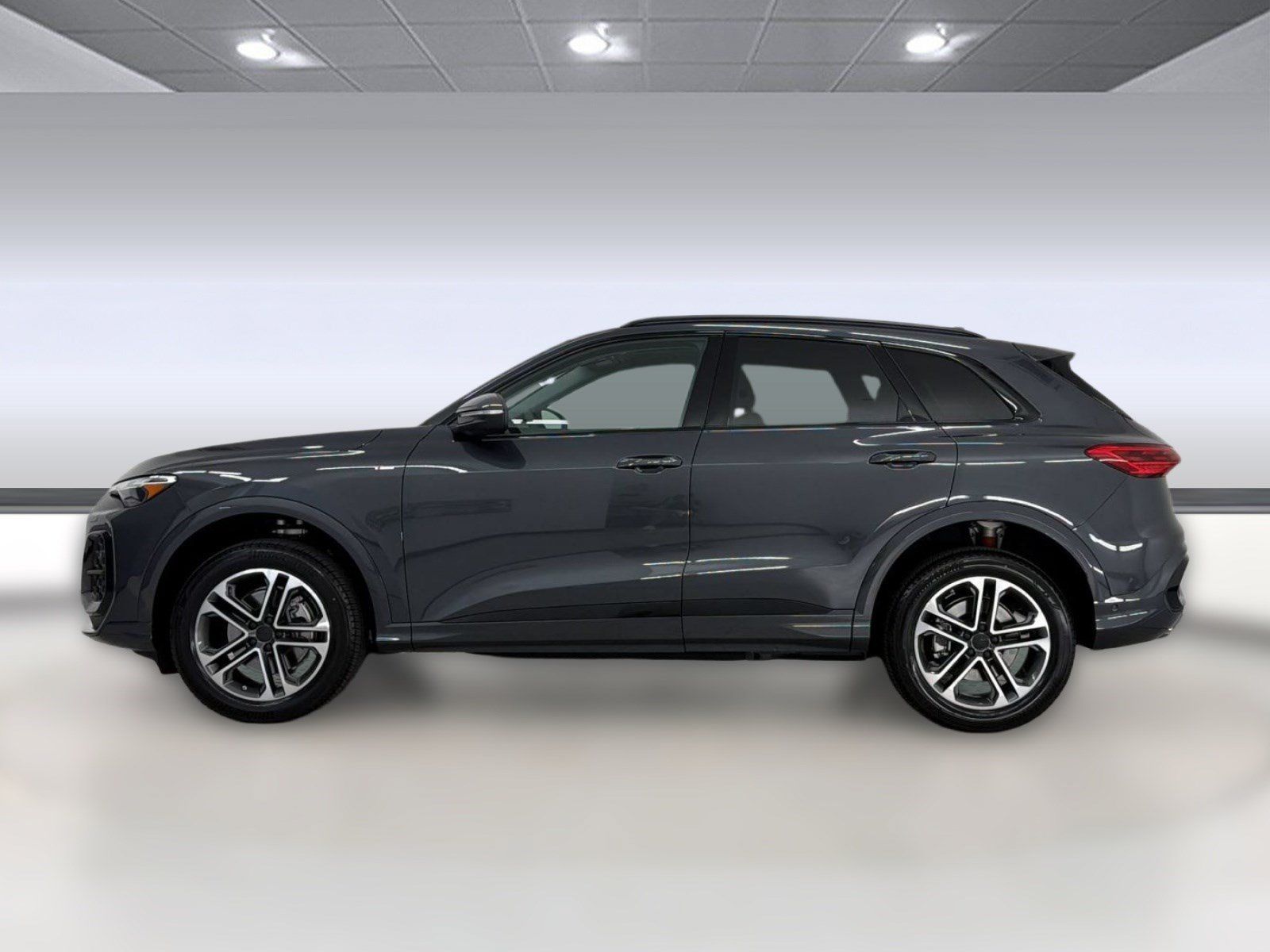 New 2026 Audi Q5 2.0T AWD/4WD image 2