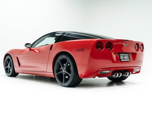 Used 2013 Chevrolet Corvette Coupe w/ Battery Protection Package RWD image 17