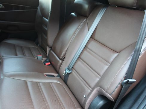 Used 2019 Kia Sorento SX AWD/4WD image 13