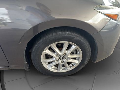 Used 2017 MAZDA MAZDA3 Sport image 22