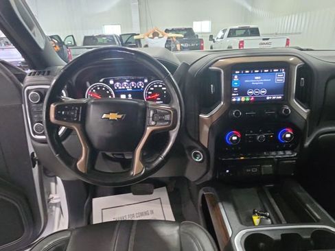 Used 2023 Chevrolet Silverado 2500 High Country w/ Z71 Off-Road Package AWD/4WD image 10