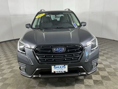 Used 2023 Subaru Forester Premium AWD/4WD image 3
