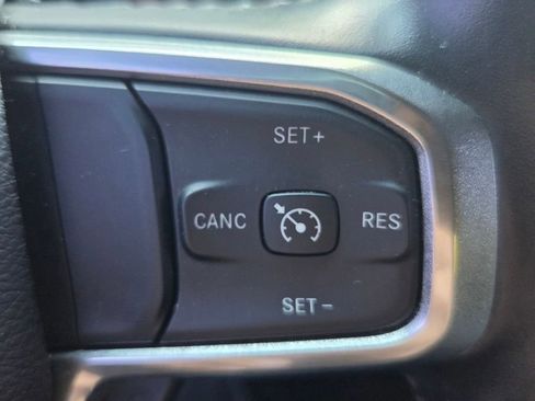 Used 2022 RAM 1500 Laramie RWD image 16