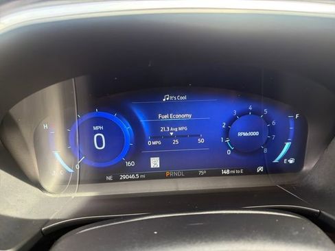 Used 2022 Ford Escape Titanium w/ Titanium Elite Package AWD/4WD image 32