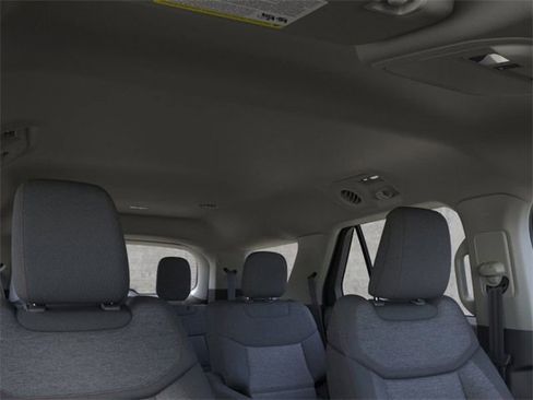 New 2026 Ford Explorer Active image 22
