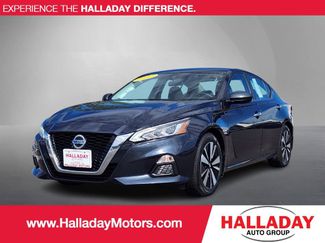 Used 2022 Nissan Altima 2.5 SV image 1