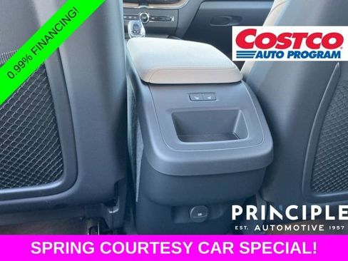 New 2026 Volvo XC60 B5 Plus w/ Protection Package Premier AWD/4WD image 29