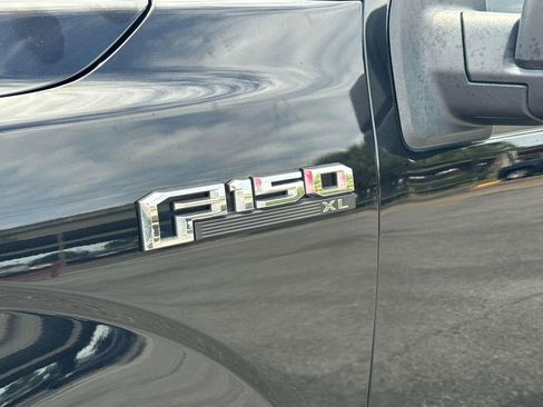 Used 2019 Ford F150 XL w/ Equipment Group 101A Mid RWD image 4