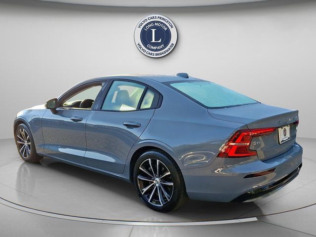 Certified 2024 Volvo S60 T8 Core w/ Climate Package AWD/4WD image 2