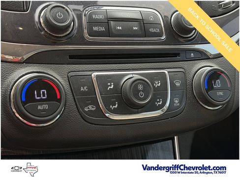 Used 2018 Chevrolet Impala Premier w/ Premier Confidence Package FWD image 19