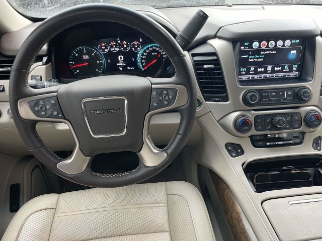 Used 2020 GMC Yukon Denali w/ Open Road Package AWD/4WD image 15