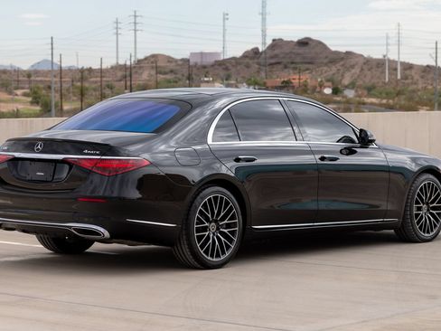 Used 2024 Mercedes-Benz S 580 4MATIC Sedan image 8