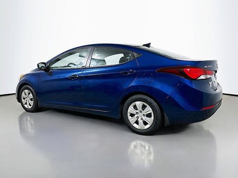 Used 2016 Hyundai Elantra SE image 5