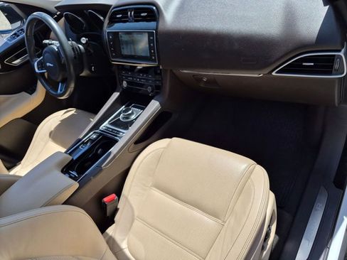 Used 2018 Jaguar F-PACE Prestige AWD/4WD image 20