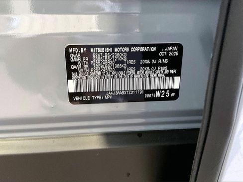 New 2026 Mitsubishi Outlander SEL image 13