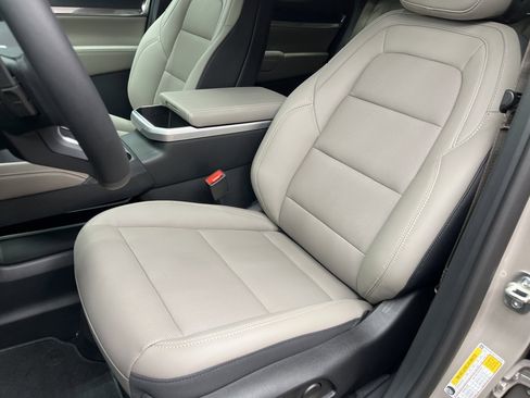 New 2026 GMC Terrain Elevation w/ Elevation Premium Package image 8