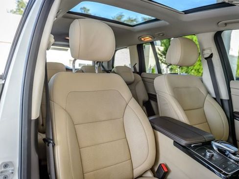 Used 2018 Mercedes-Benz GLS 550 4MATIC image 43