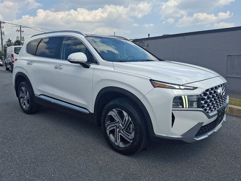 Certified 2023 Hyundai Santa Fe SEL w/ Premium Package AWD/4WD image 3