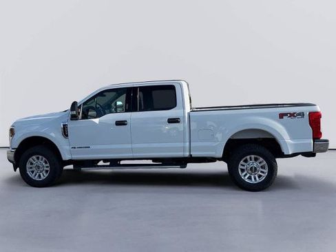 Certified 2019 Ford F250 XLT w/ XLT Value Package AWD/4WD image 2