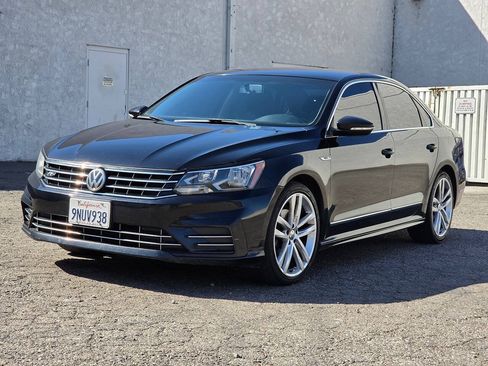 Used 2017 Volkswagen Passat 1.8T R-Line FWD image 8