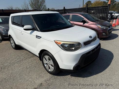 Used 2016 Kia Soul FWD image 3