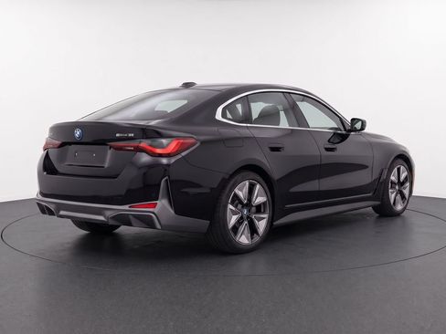 Used 2024 BMW i4 eDrive35 w/ Convenience Package RWD image 3